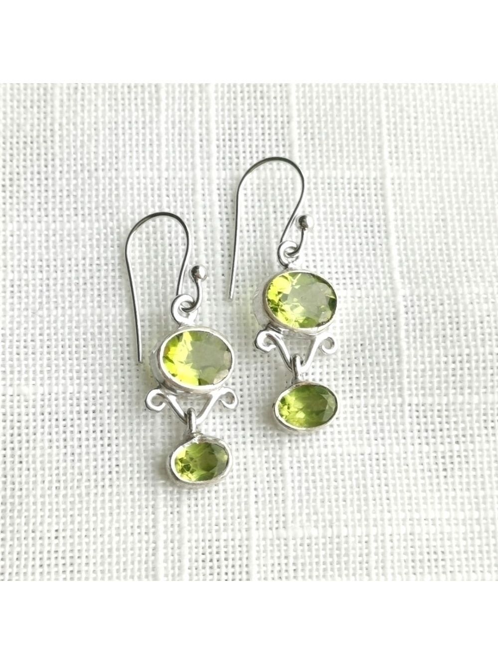 Green Peridot dangle drop earrings in Sterling Silver NEW